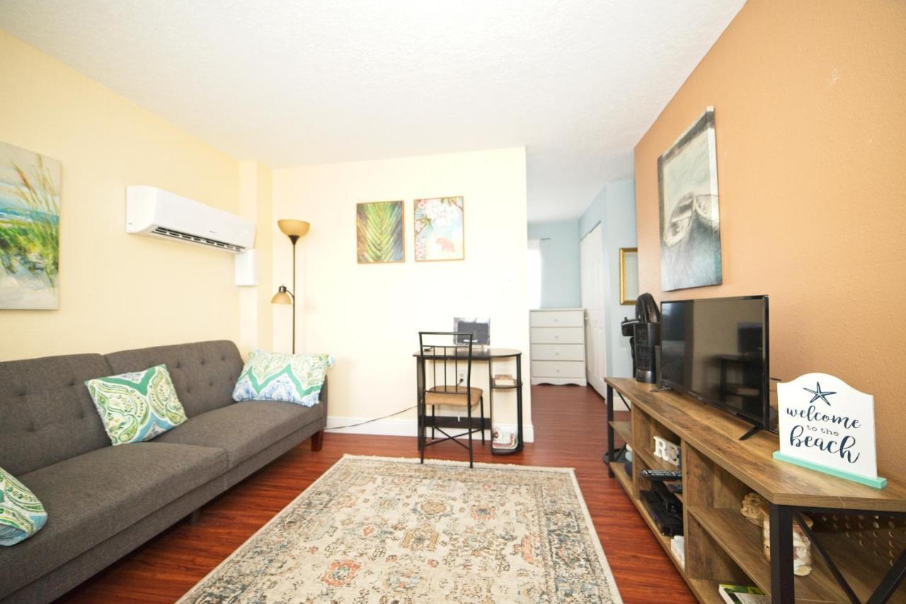 Cozy Canaveral Beach Condo! Next To Nasa Launch Site Cape Canaveral Eksteriør billede